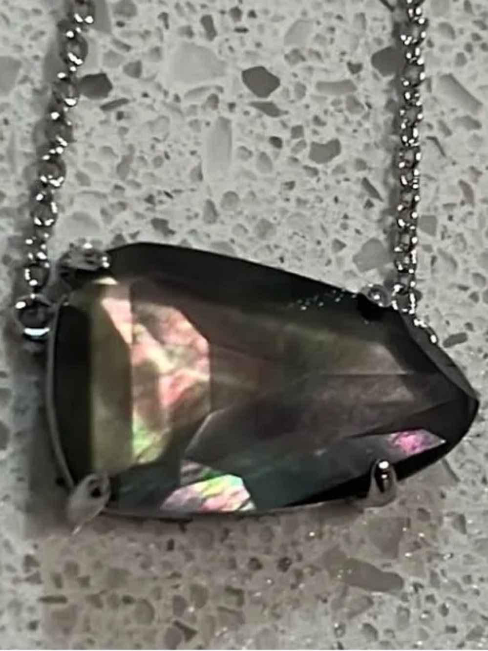 Kendra Scott Isla Retired Gray Raw Stone Pendant Silver Chain Necklace 16-18” in